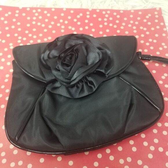 Black Wristlet with Ribbon Rose. - Picture 8 of 8